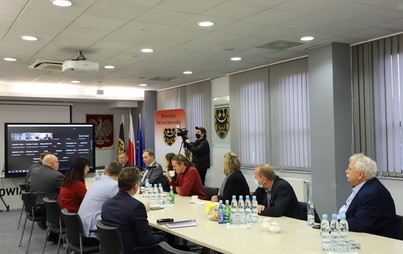 Zdjęcie do Spotkanie Og&oacute;lnopolskiego Komitetu Protestacyjnego Przeciwko Drastycznym Podwyżkom Cen Gazu